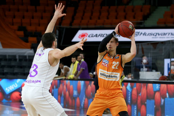 防守覆盖范 防守覆盖范