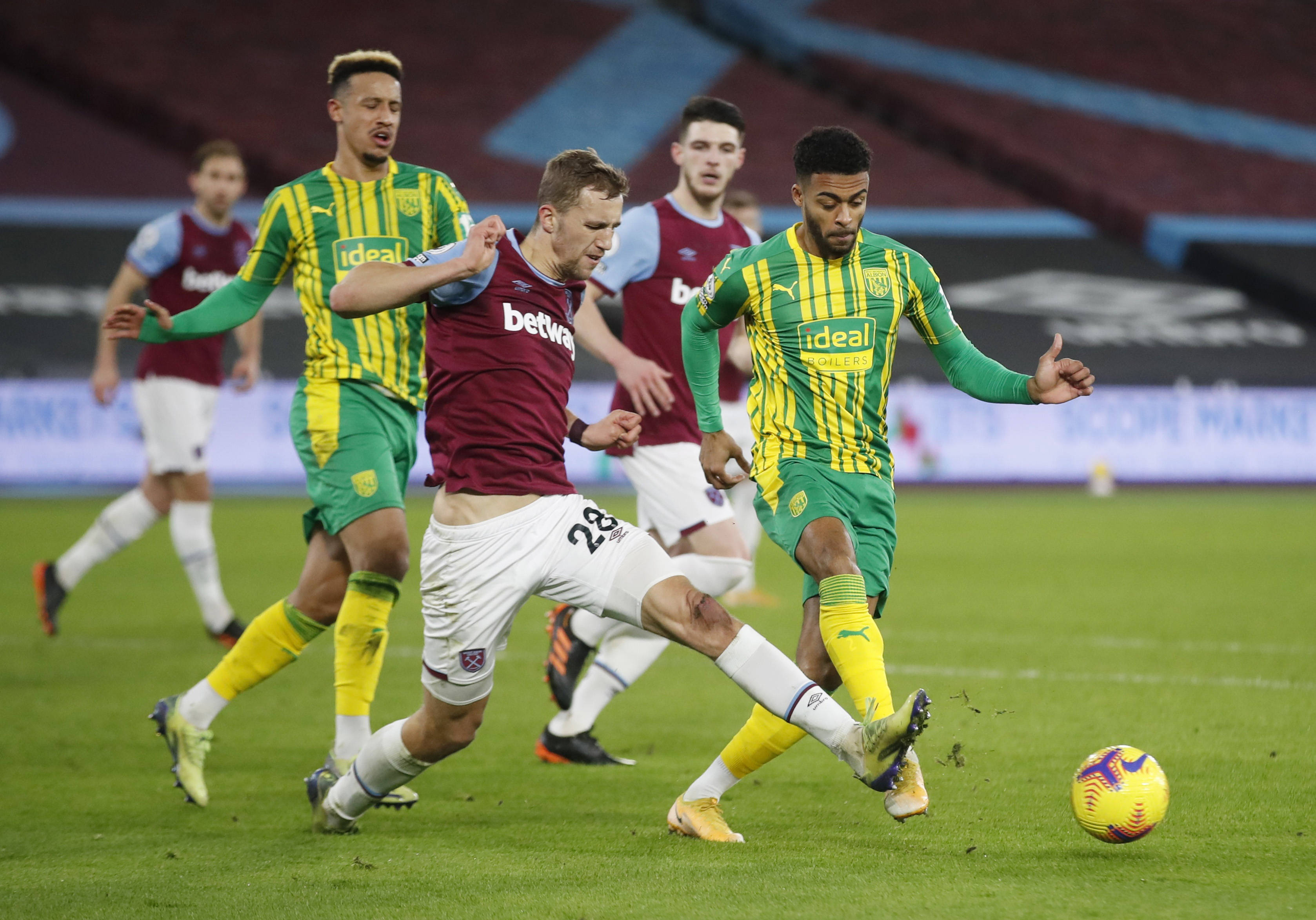 挺身而出 挺身而出