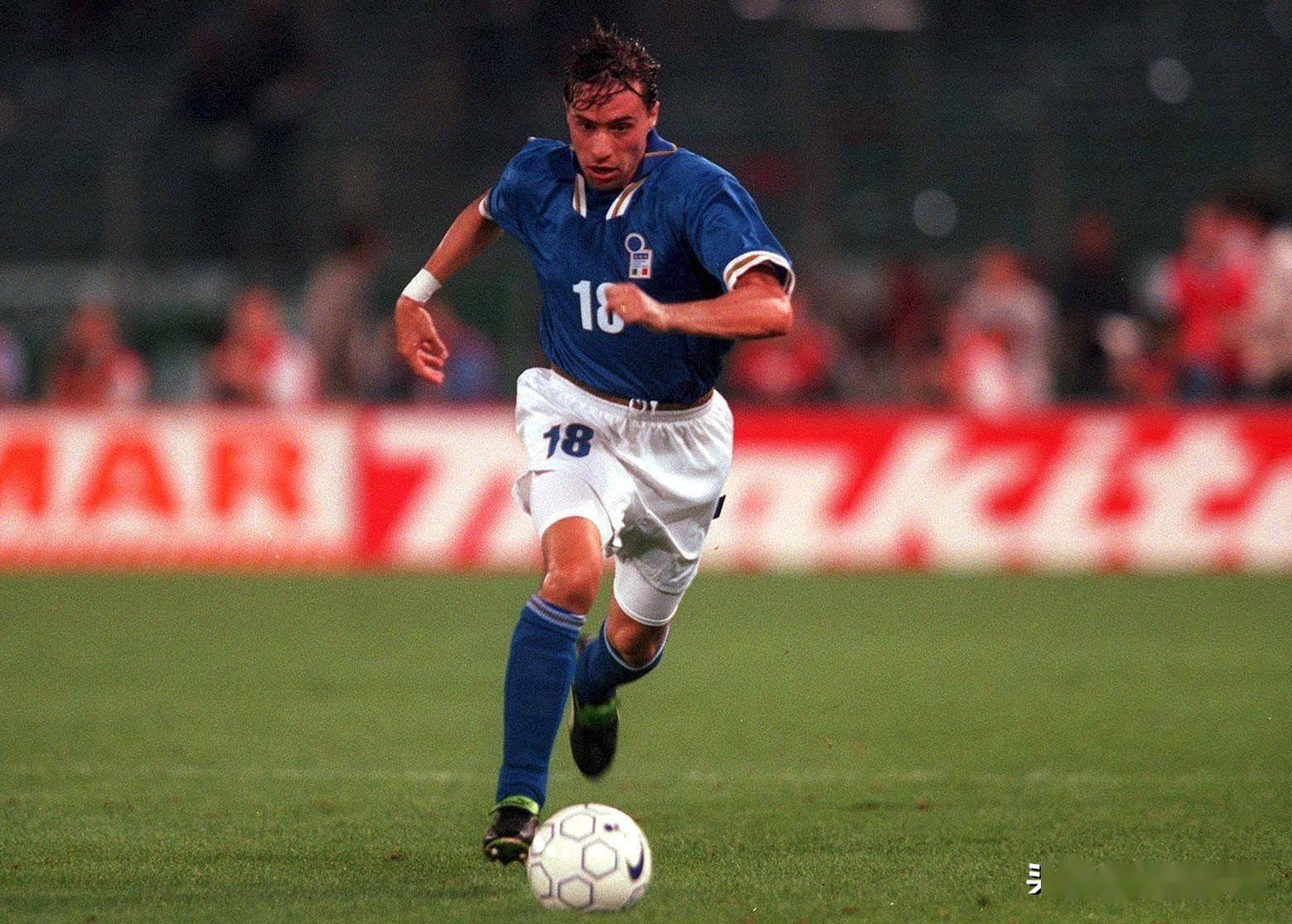 决赛首回合 决赛首回合